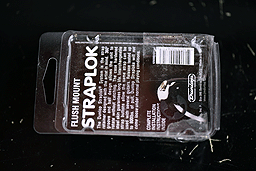 dunlop-flush-mount-straplok-black-2.gif